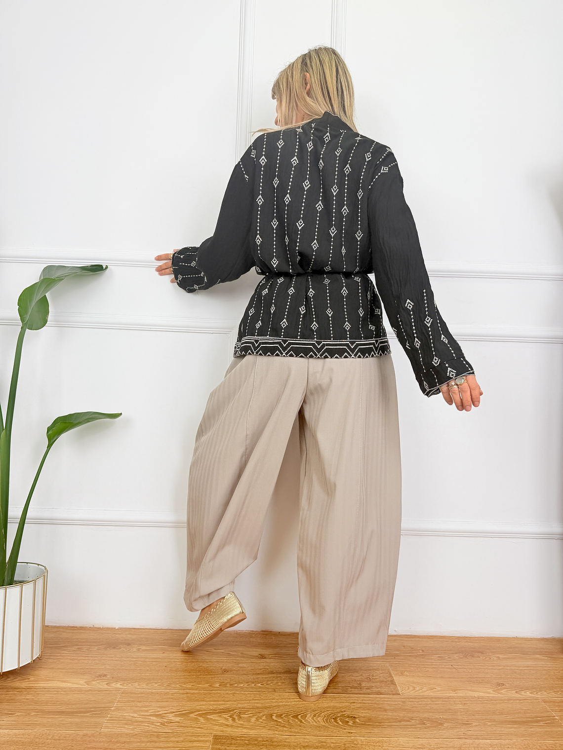 Strétta Kimono Black 3154   4