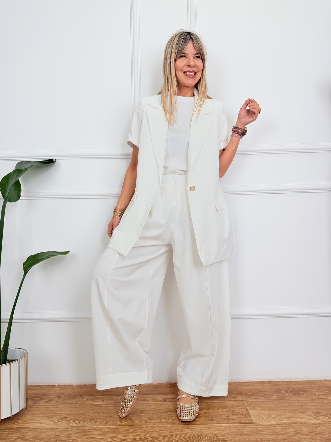 Chroma Suit 51929 White  1