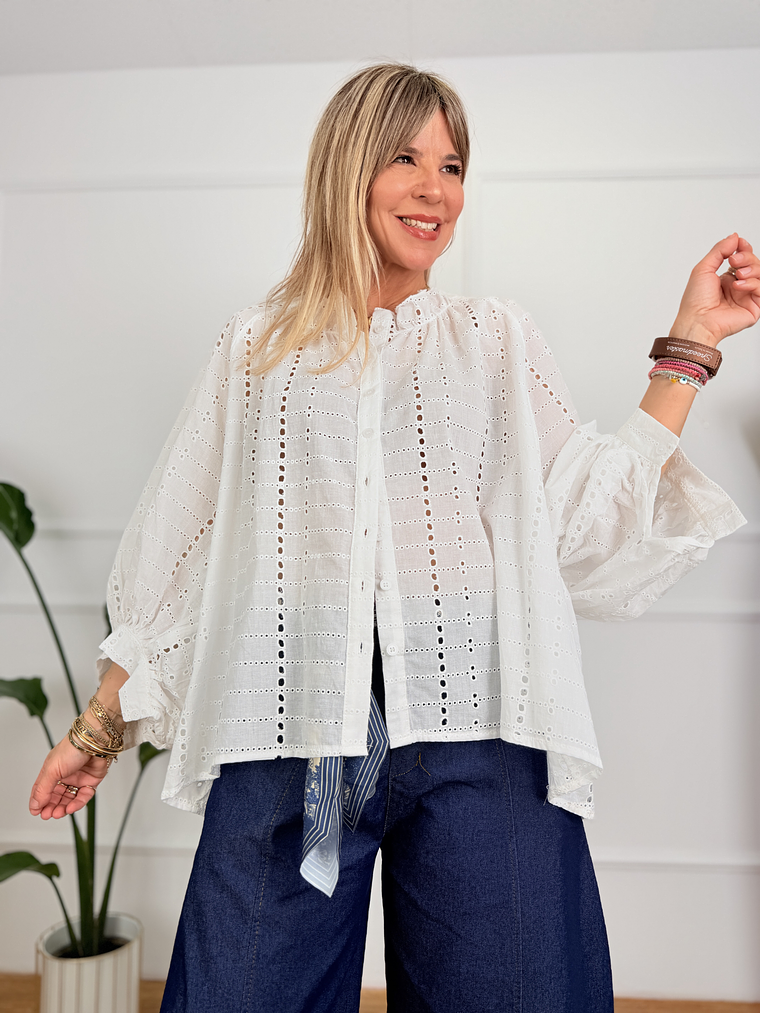 Femme District Shirt White 4822672 1