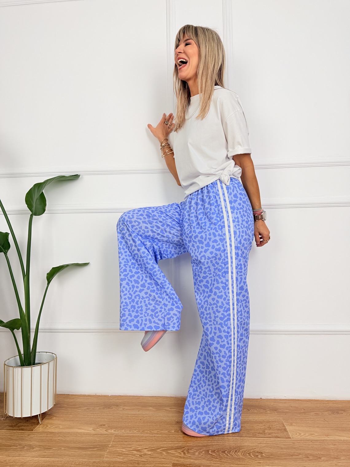 Gloss & Grind Light Blue 8632 2