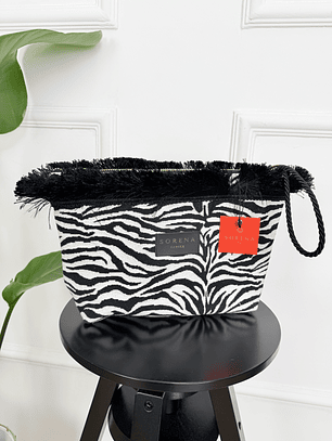 SAMIOPOULA ZEBRA CLUTCH