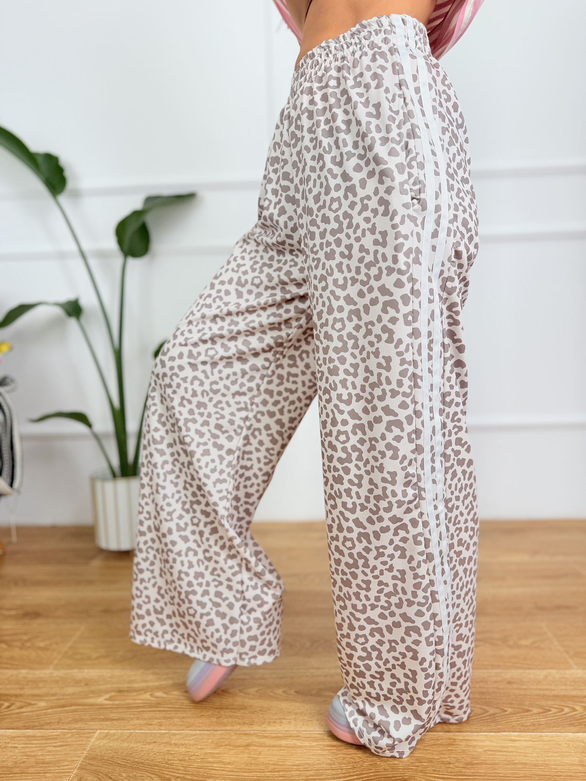 Gloss & Grind Ivory 8632 4