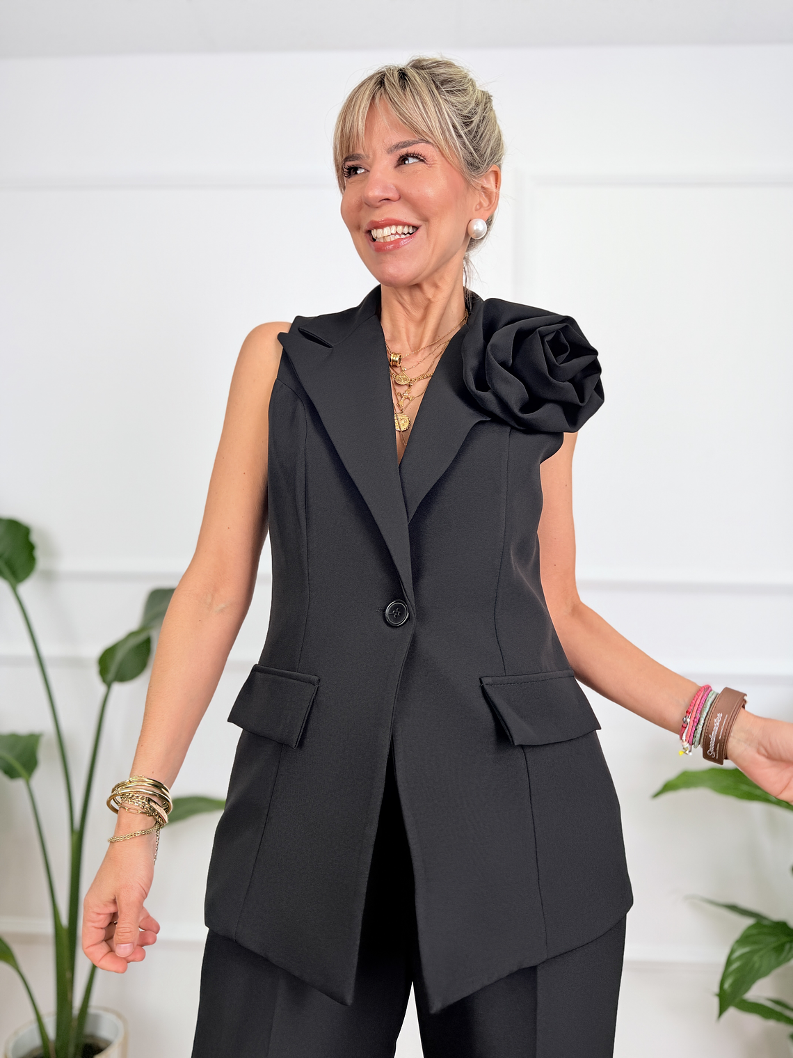 Siena Suit Black 6930 4