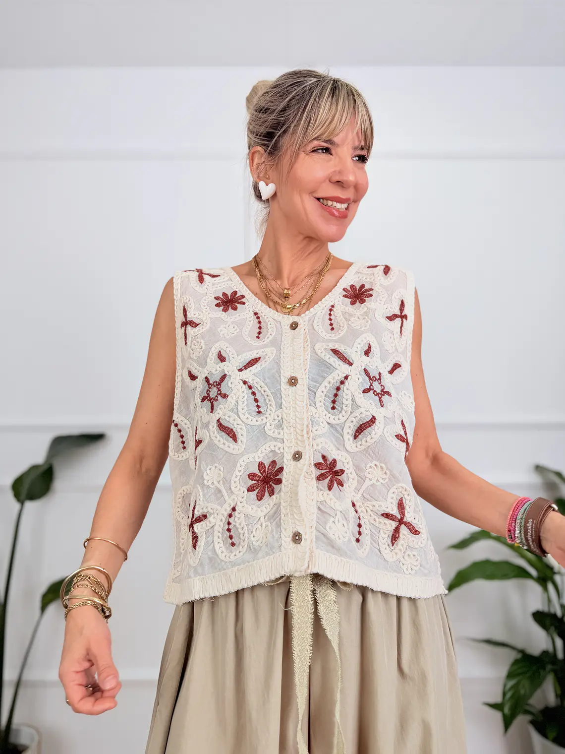 Clarissa Vest Red 677  1