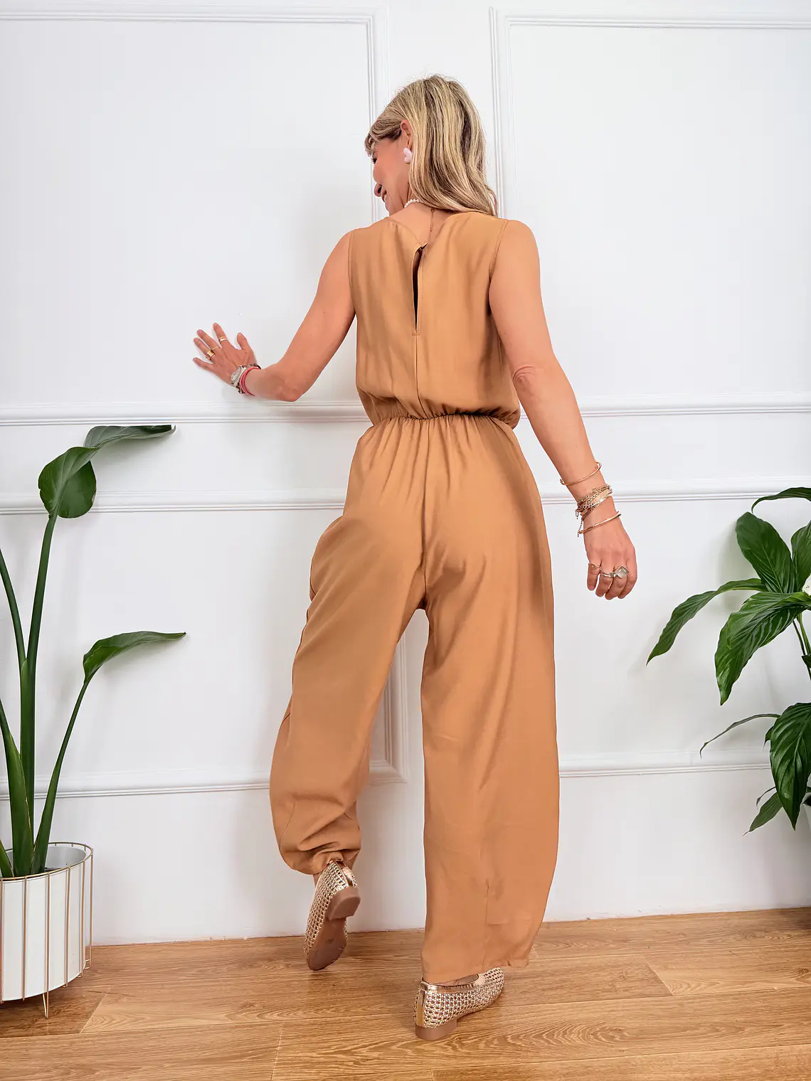 Aella Jumpsuit Camel 20726   4