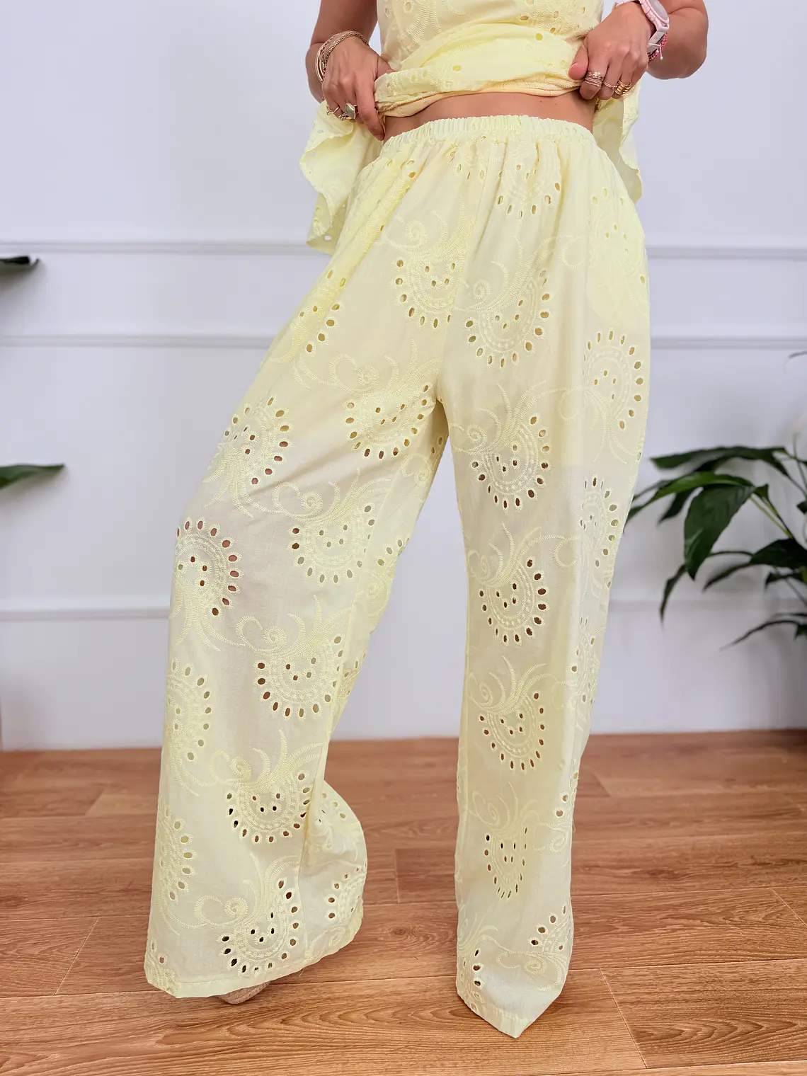 Melita Kipour Set Yellow 15042 5