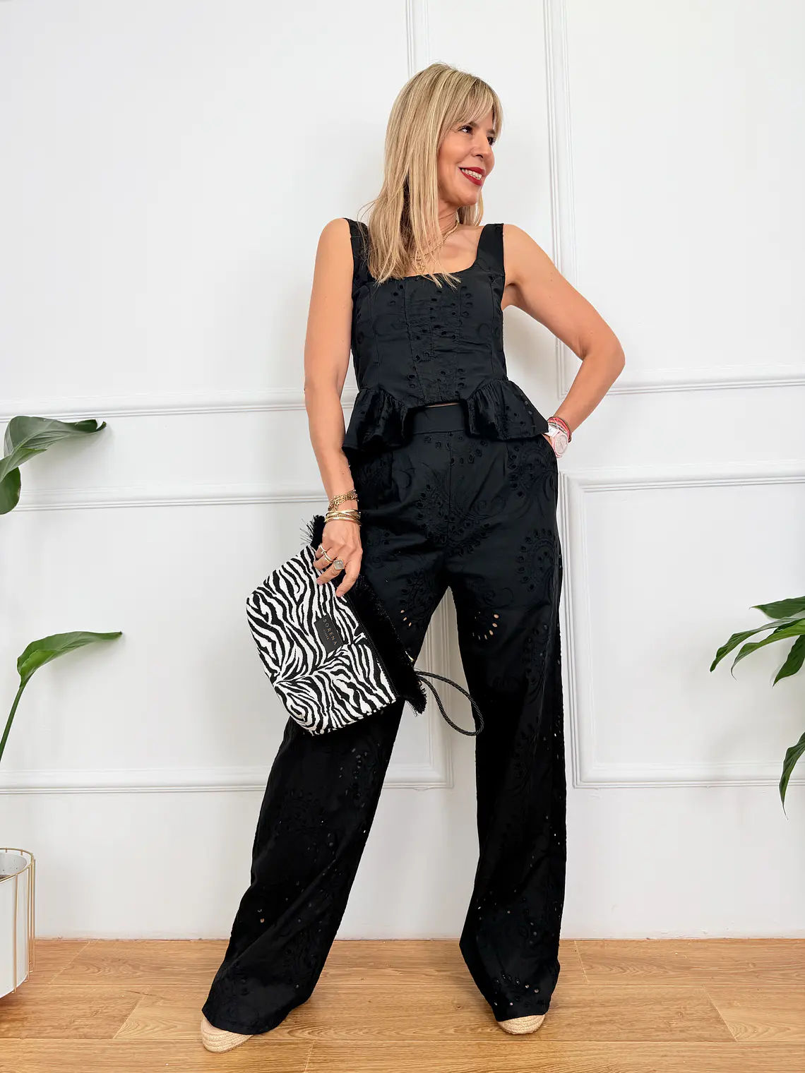 Yvonni Set Black 16085 2