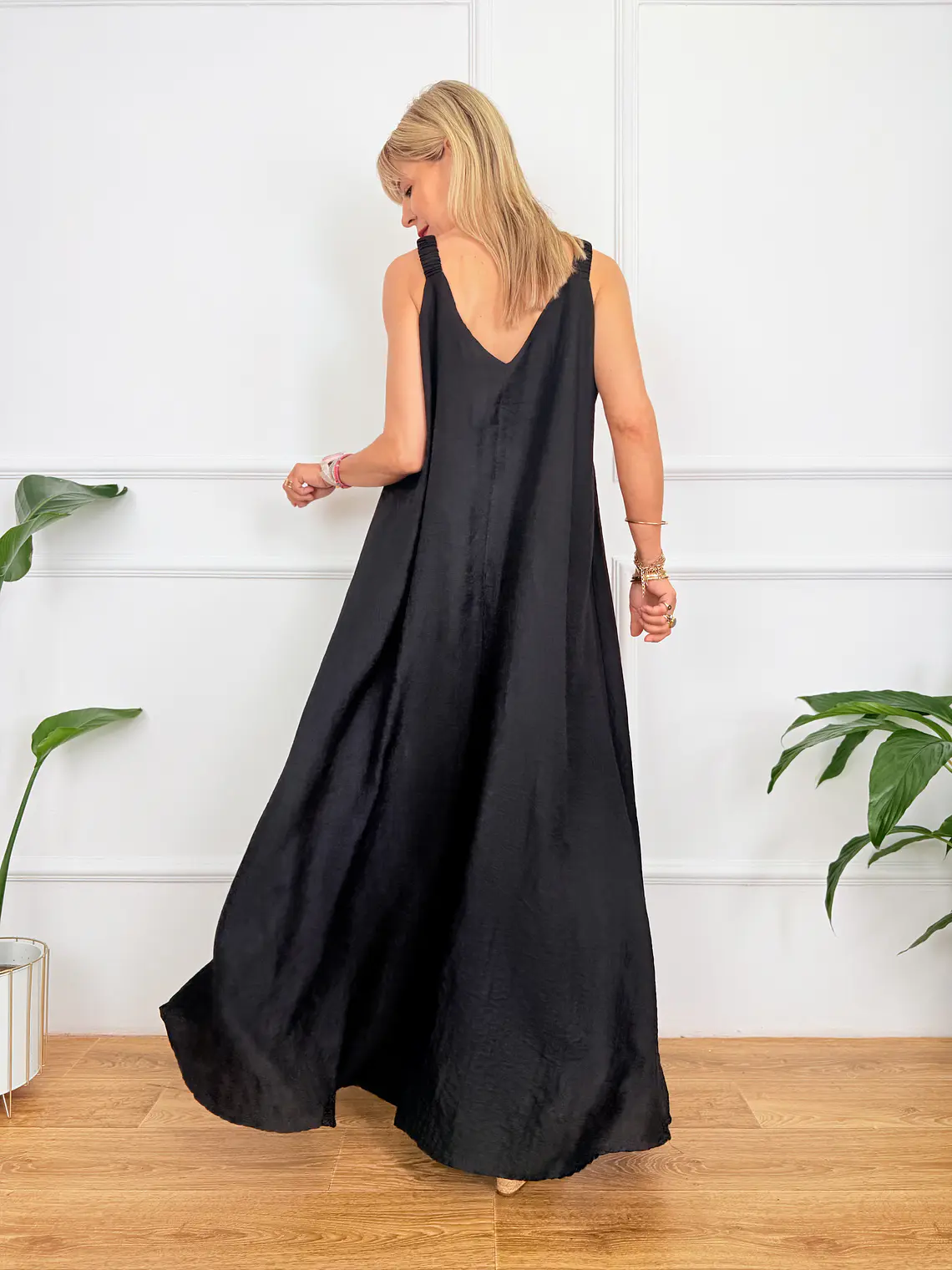 Alexia Dress Black F49298 3