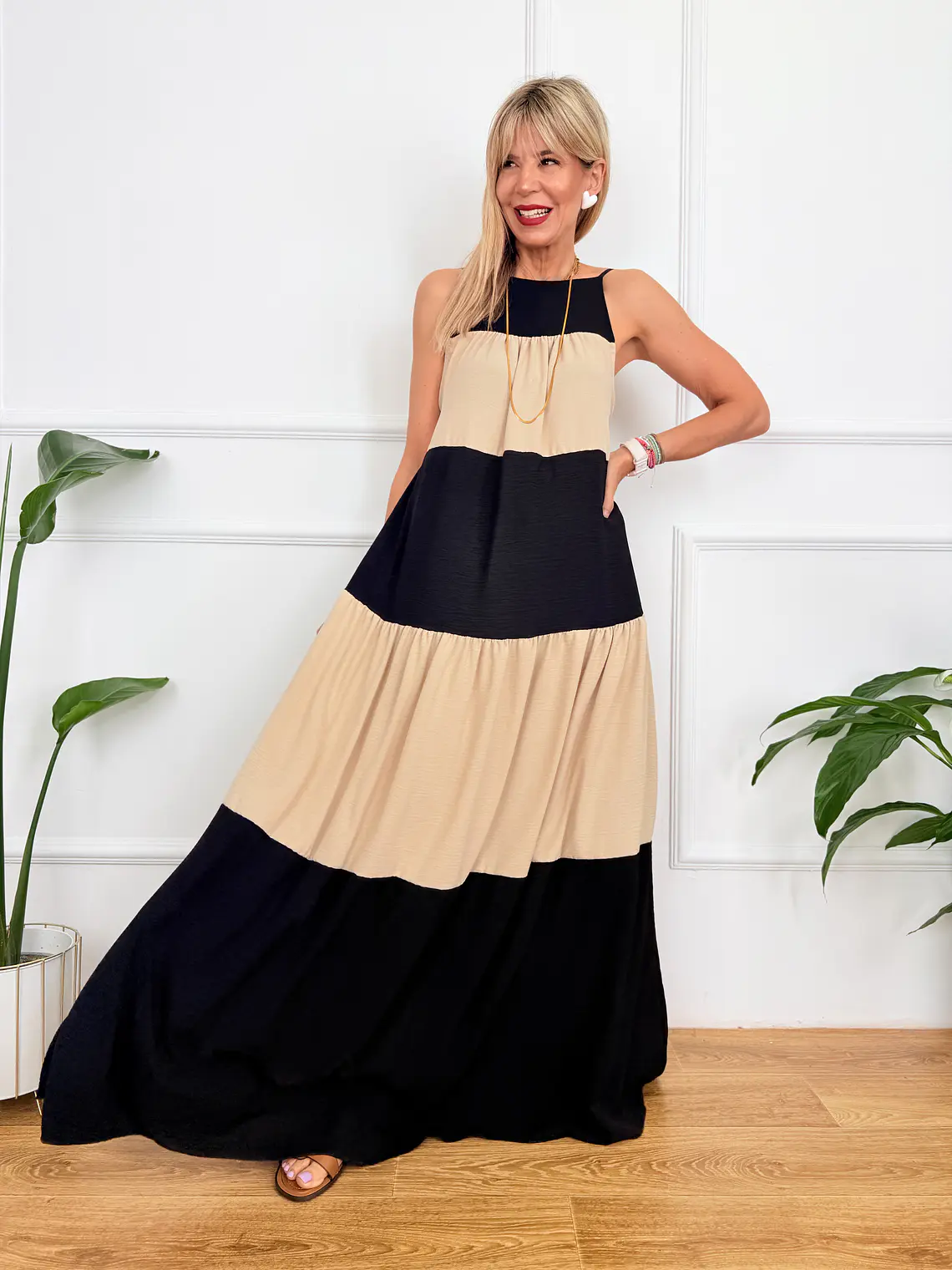Miami Maxi Dress Black 59100   1