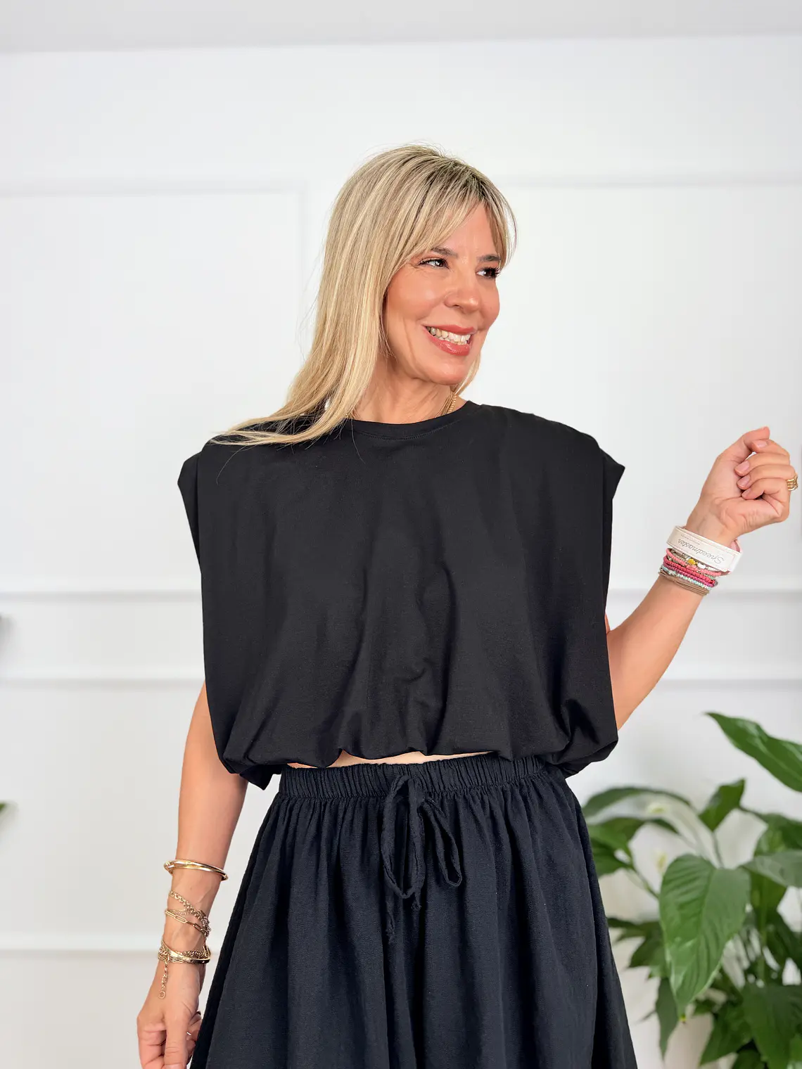 Kapetanissa Crop Top Black 0202 1