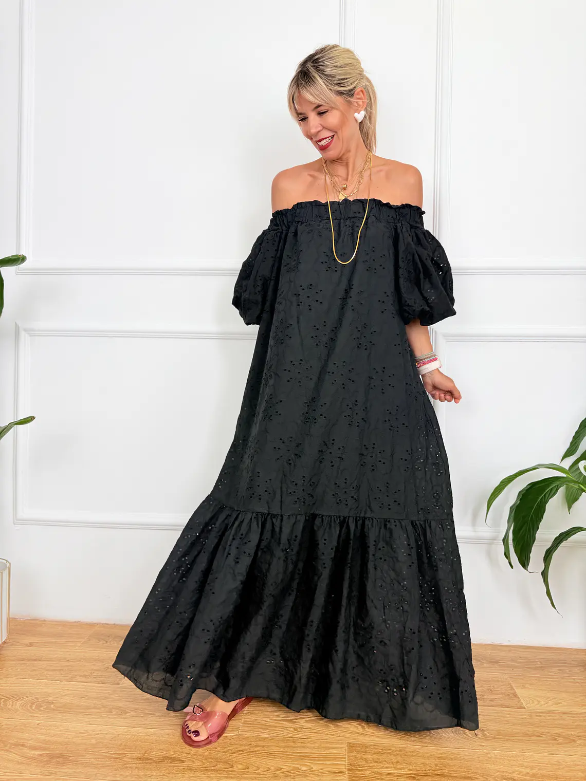 Ydra Kipour Dress Black 59150     1