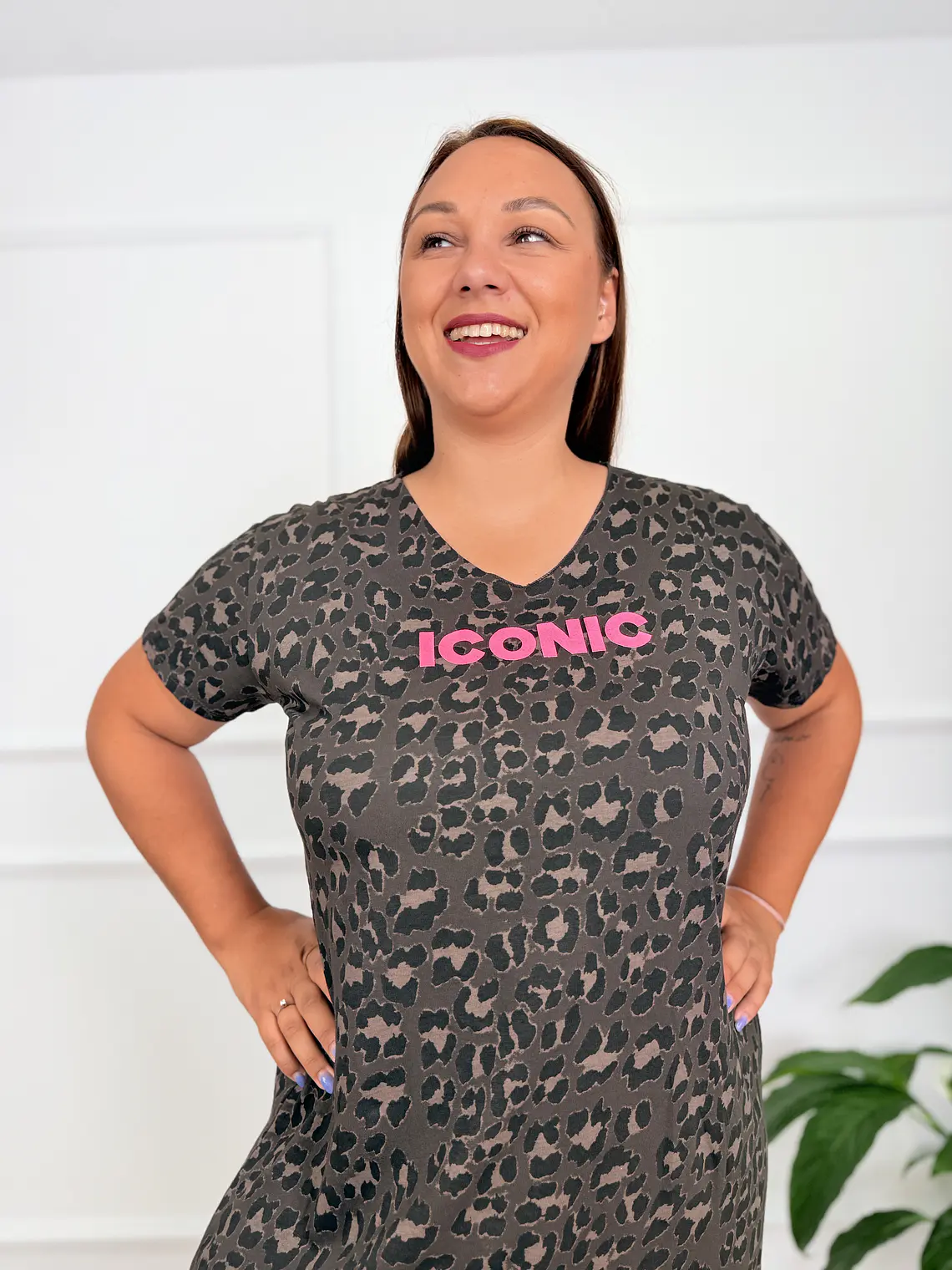 Iconic Dress Brown 25582  4