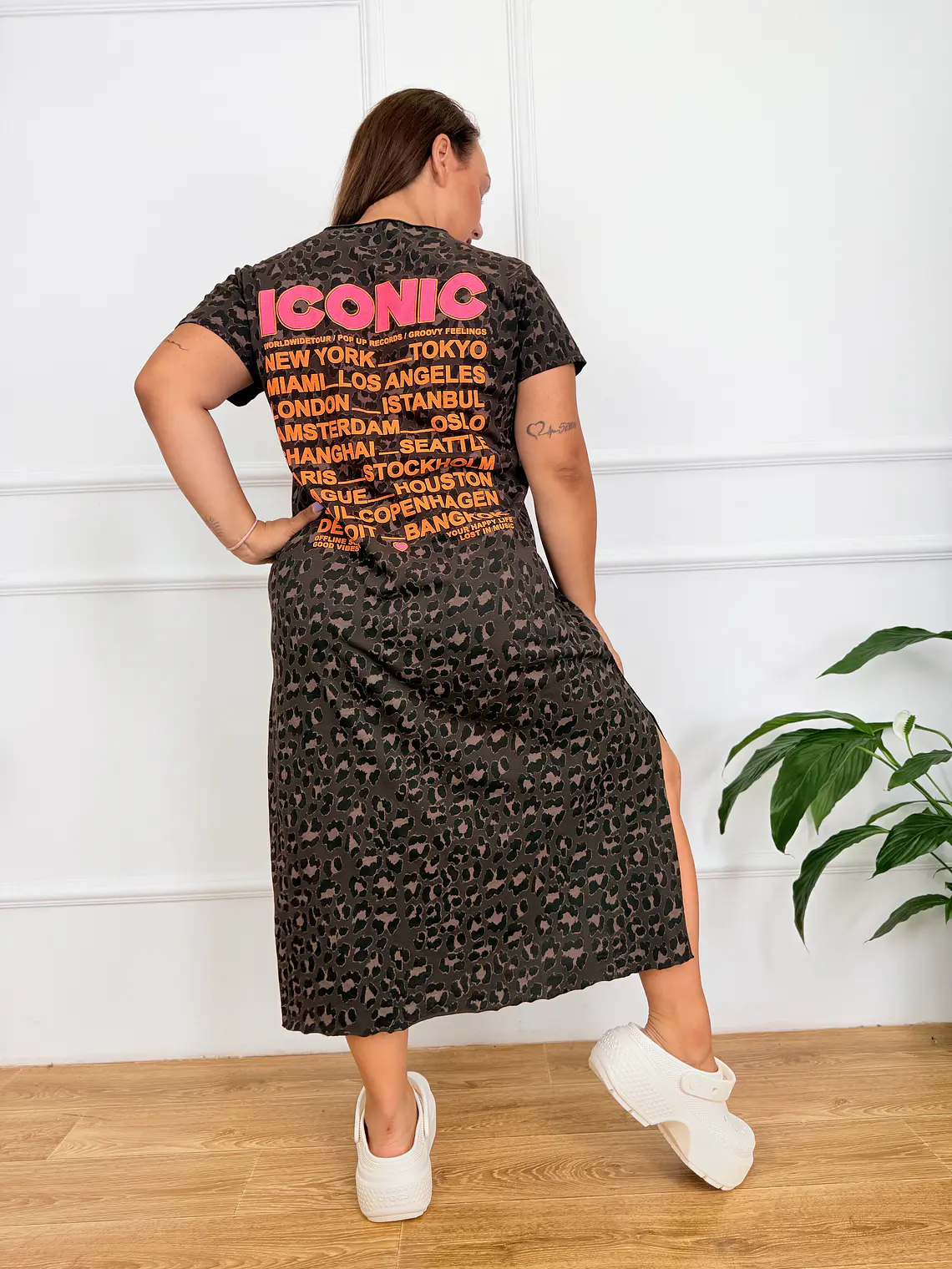 Iconic Dress Brown 25582  3