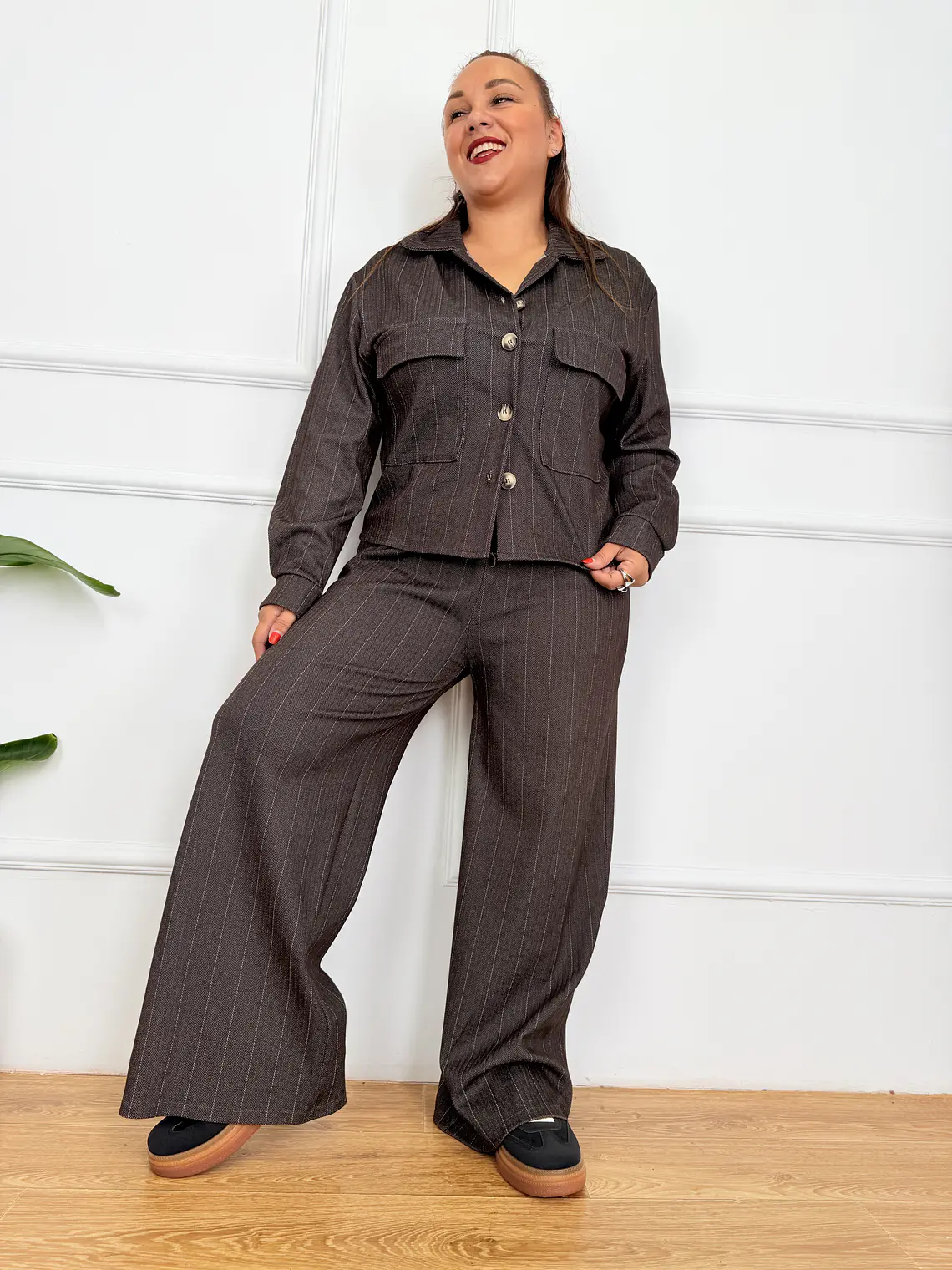 Daffodil Suit Brown 237193   1