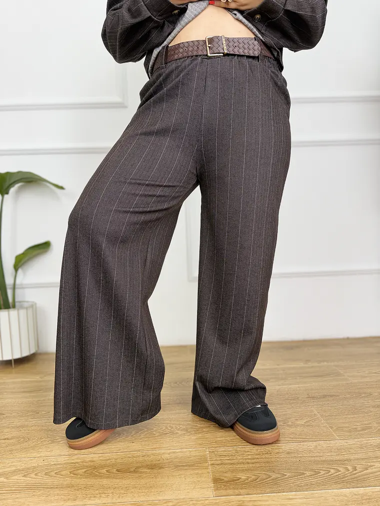 Daffodil Suit Brown 237193   6