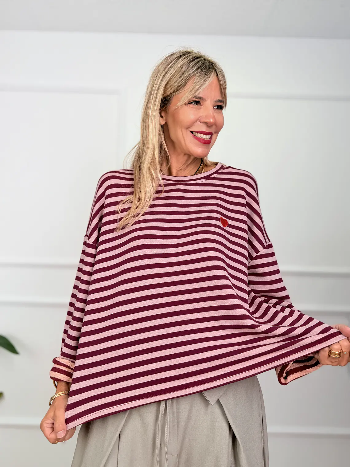 Atlas Stripped Blouse Wine 12000   1
