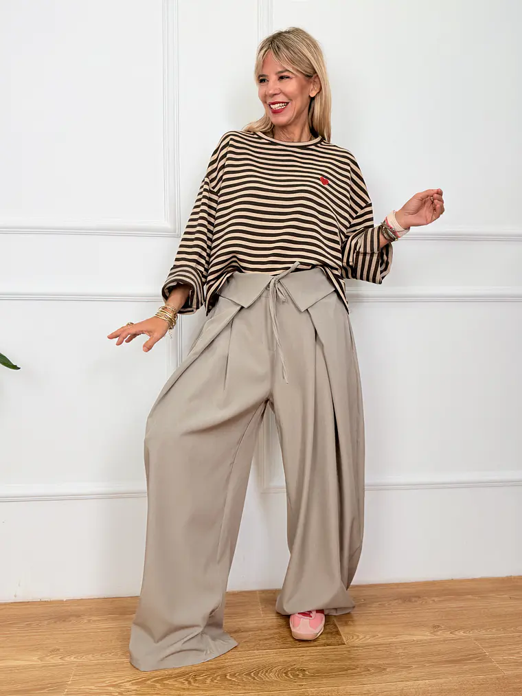 Atlas Stripped Blouse Brown 12000 2