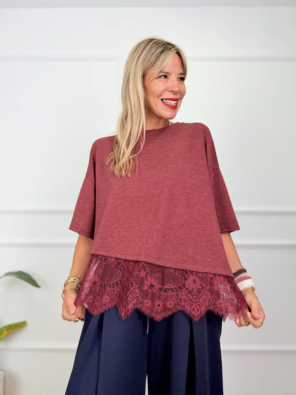 Sarah Blouse Wine 61295  1