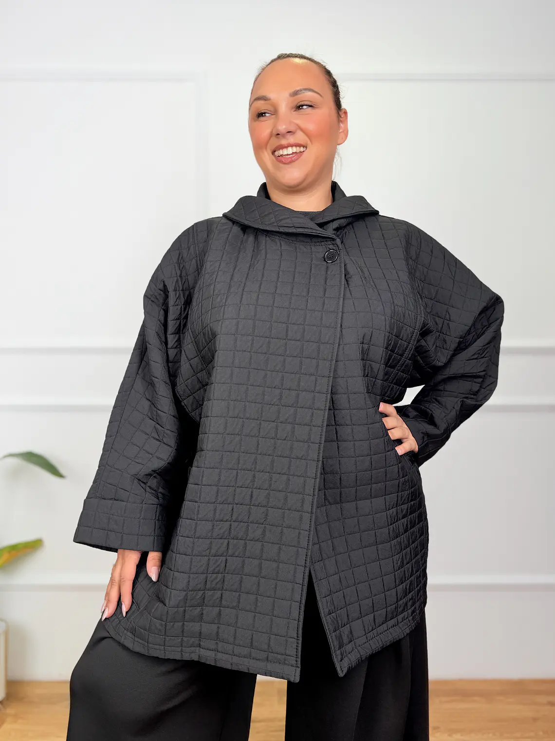 Thomas Coat Black 53346  1