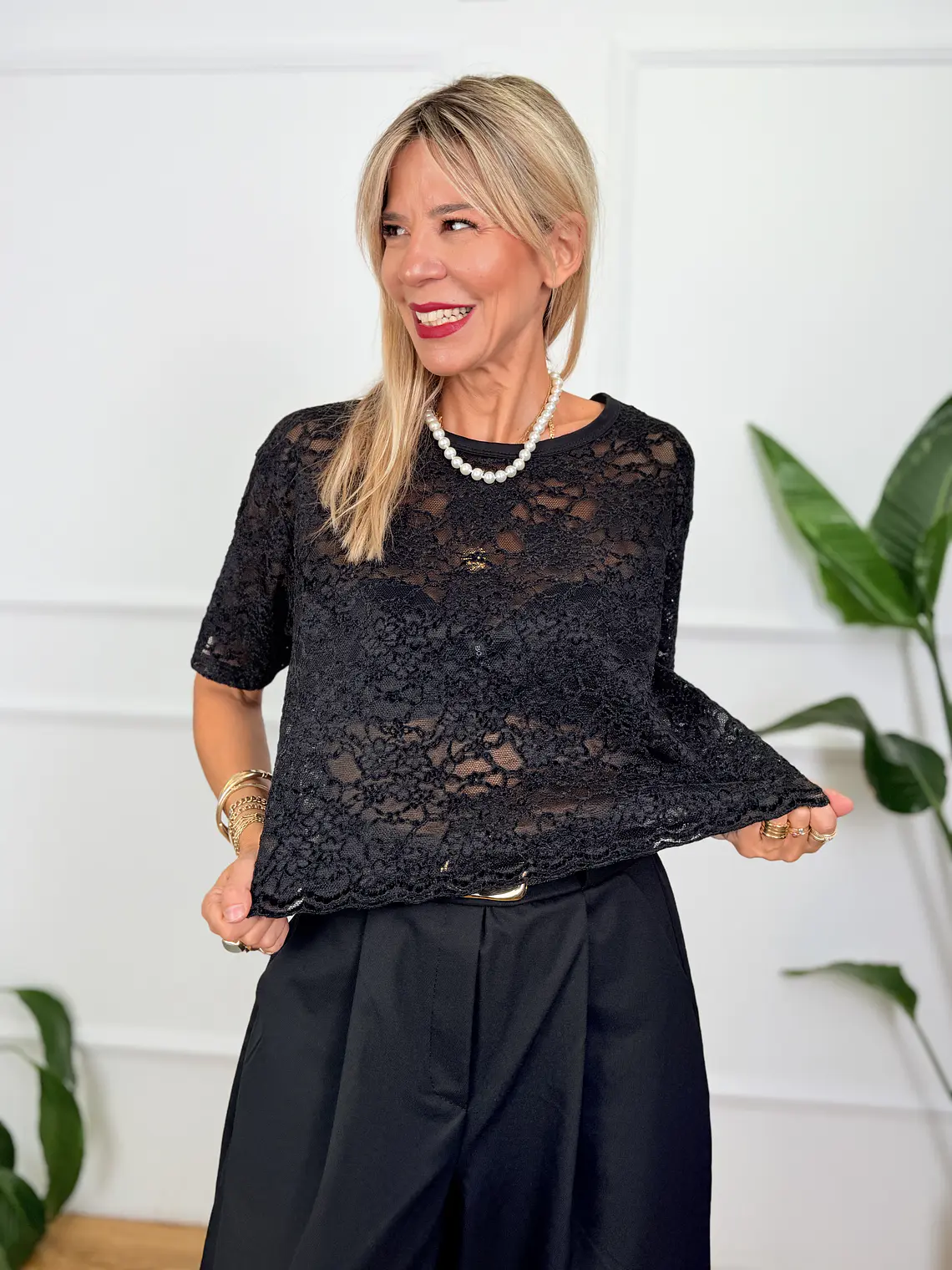 Barbara T-shirt Black 21001 1