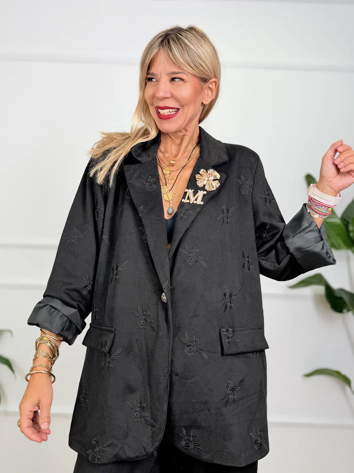 Boudica Suit Black 7006 5