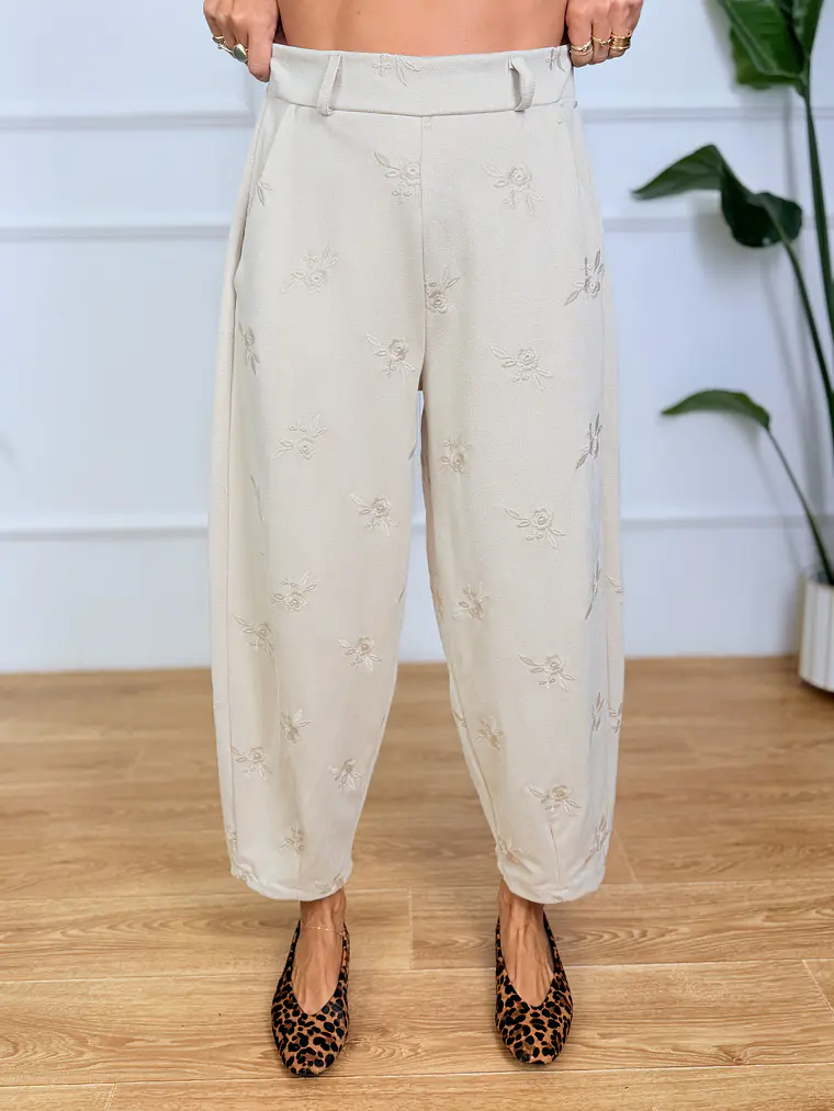 Boudica Suit Cream 7006  6