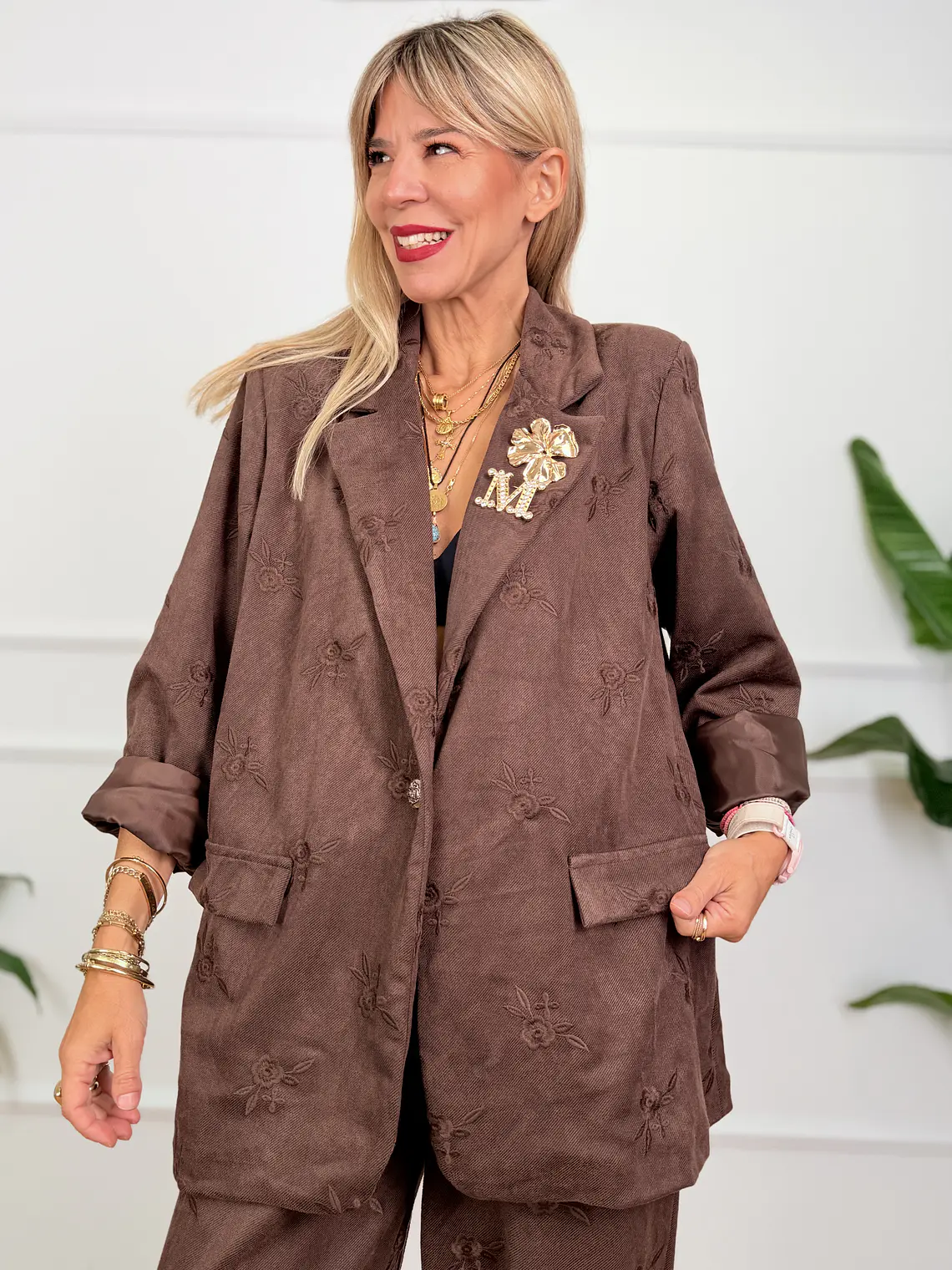 Boudica Suit Brown 7006  4