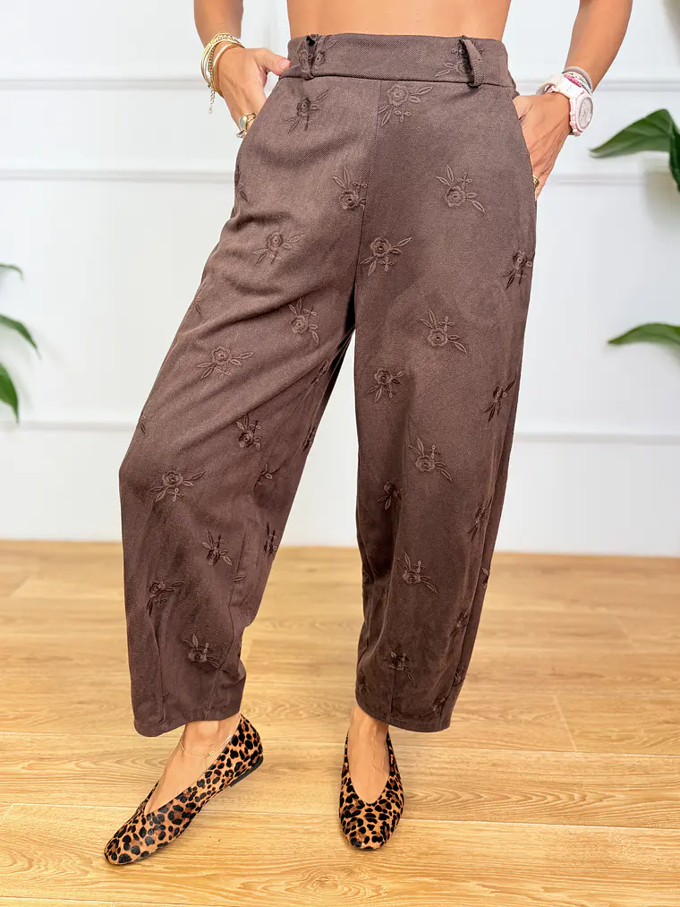 Boudica Suit Brown 7006  5