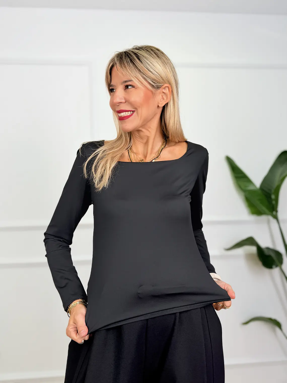 Lander Blouse Black 3970 1