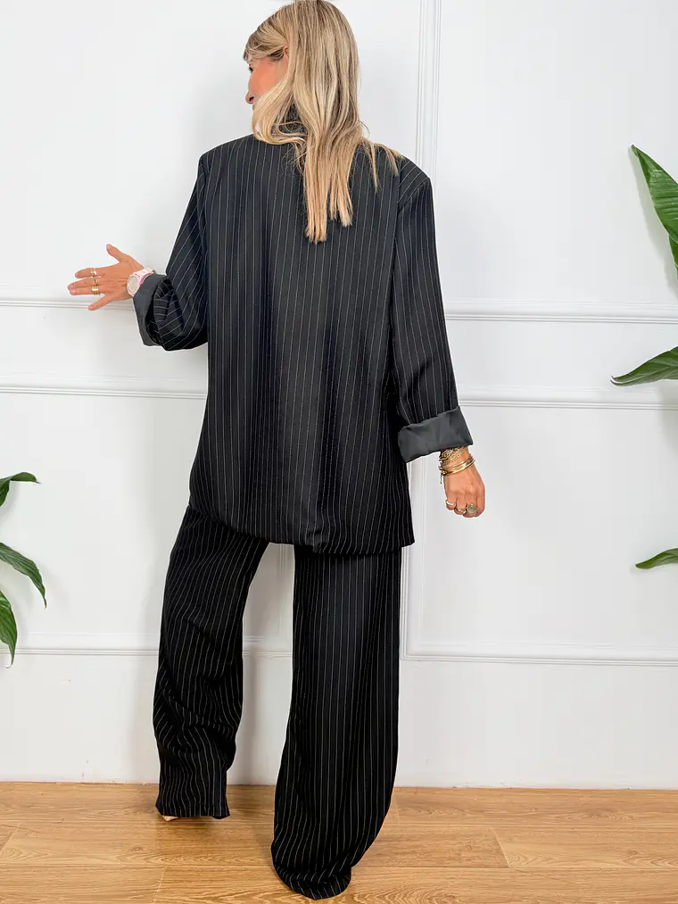 Greta Garbo Suit 14463 Black  4