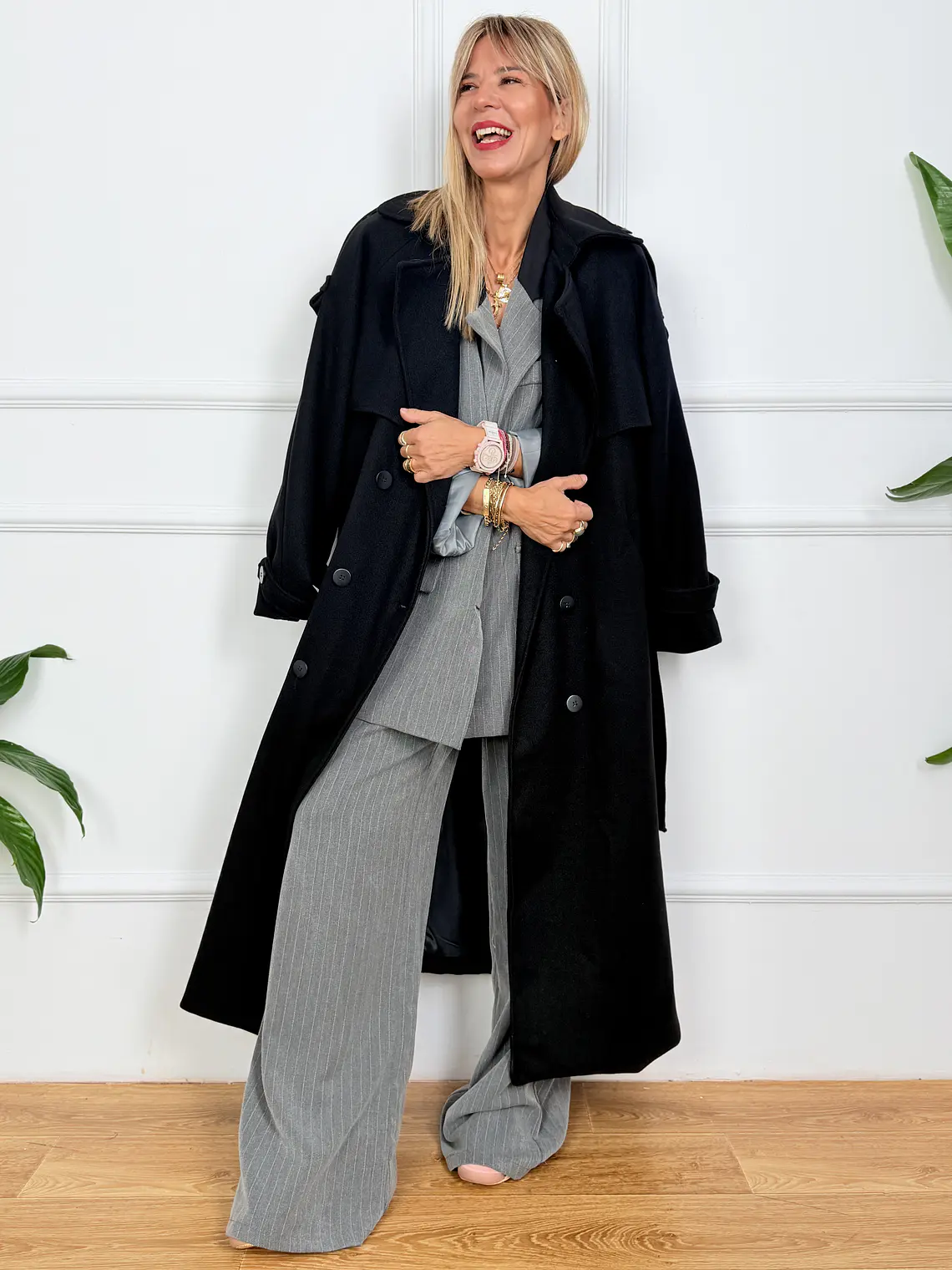 Neveser Coat 5280016 Black   1