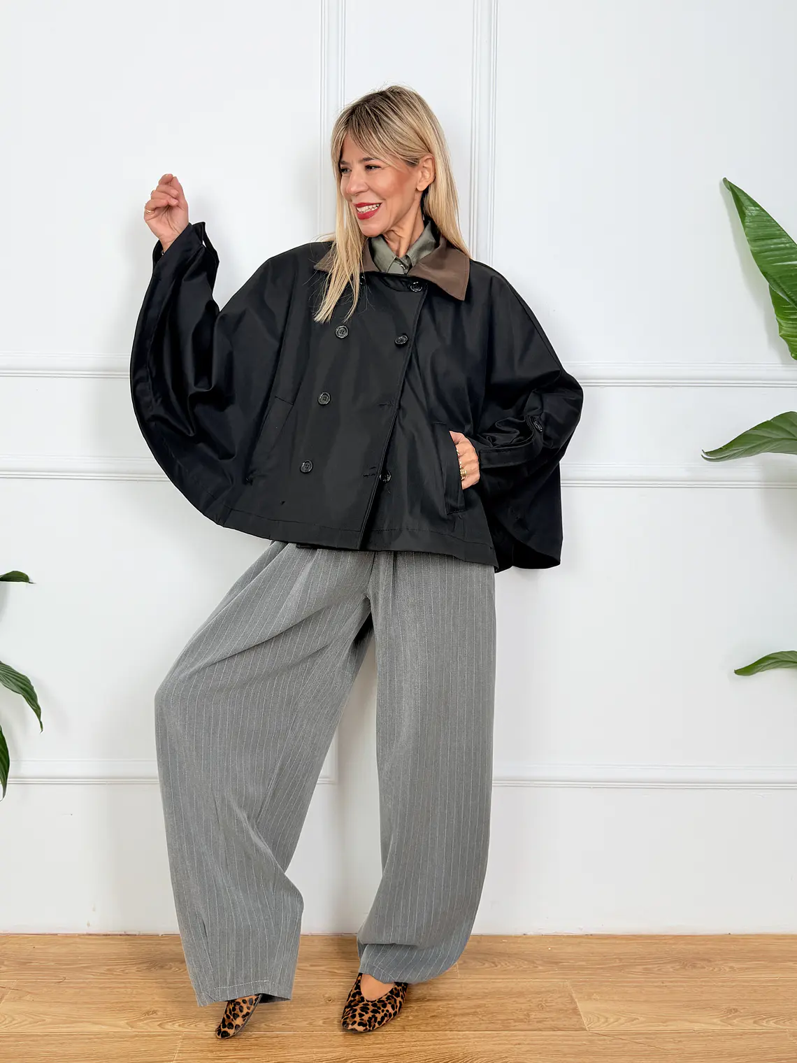 Sukit Cape 14669 Black 2