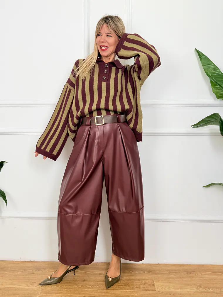 Wraith PU Zip Cullotes 8106 Vivid Burgundy 1