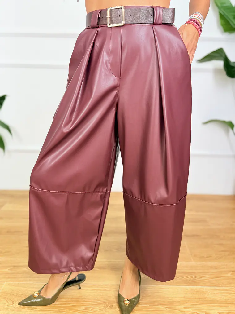 Wraith PU Zip Cullotes 8106 Vivid Burgundy 4