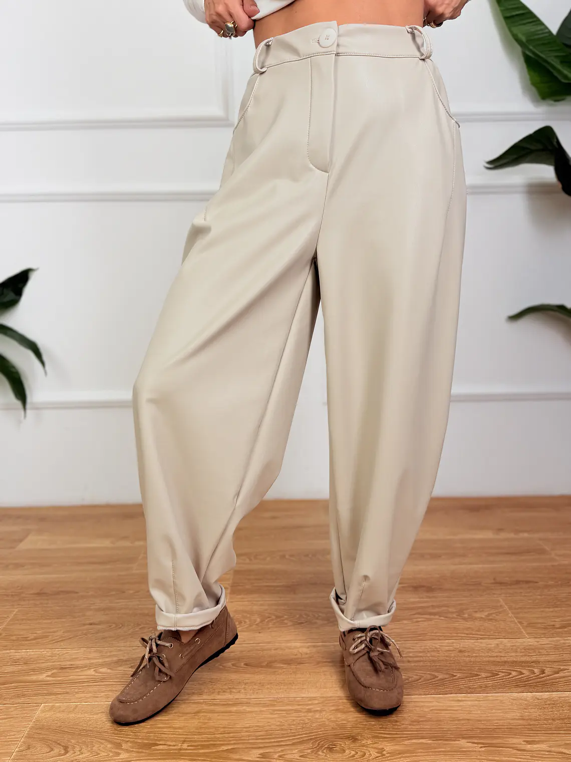 Overcast Leather Pants Ivory 6209  4