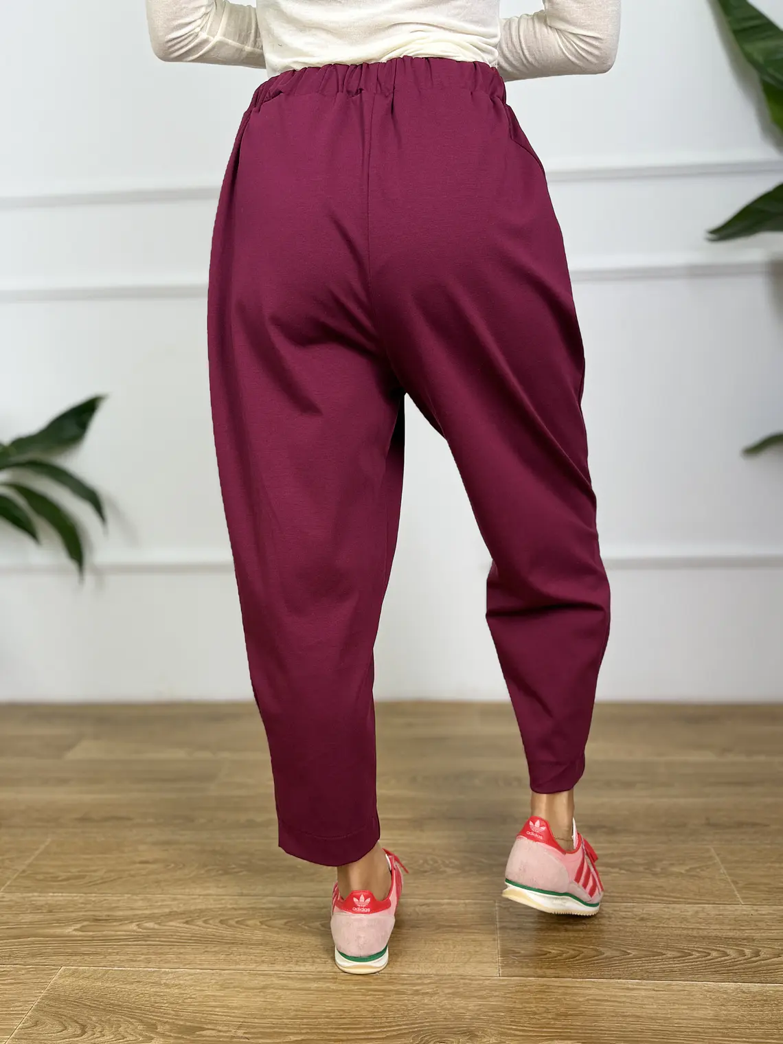 Yule Pants Wine 2351  4
