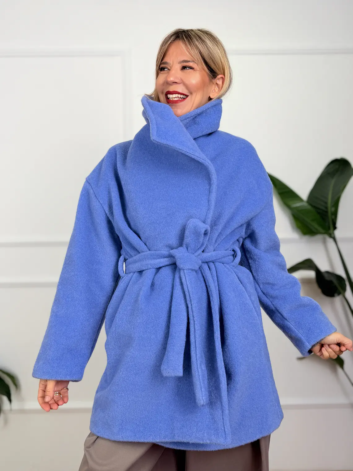 Saffron Coat Blue 5250 1