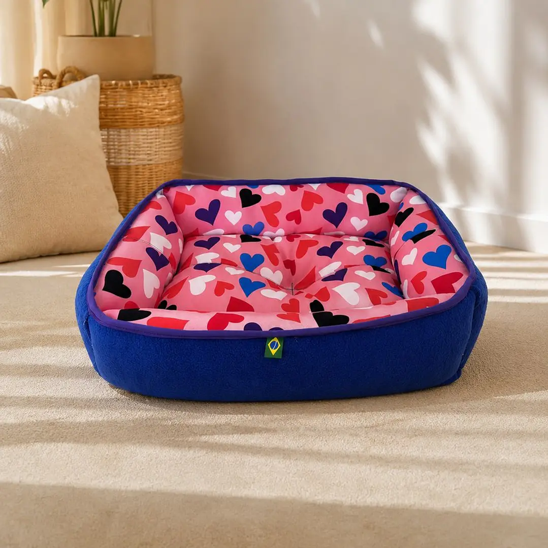 Cama Clásica Reversible Talla M – Diseño Corazones Rosados 1