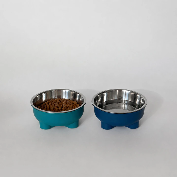 Plato Metálico Elevado con Base Plástica 15 cm para Mascotas 2