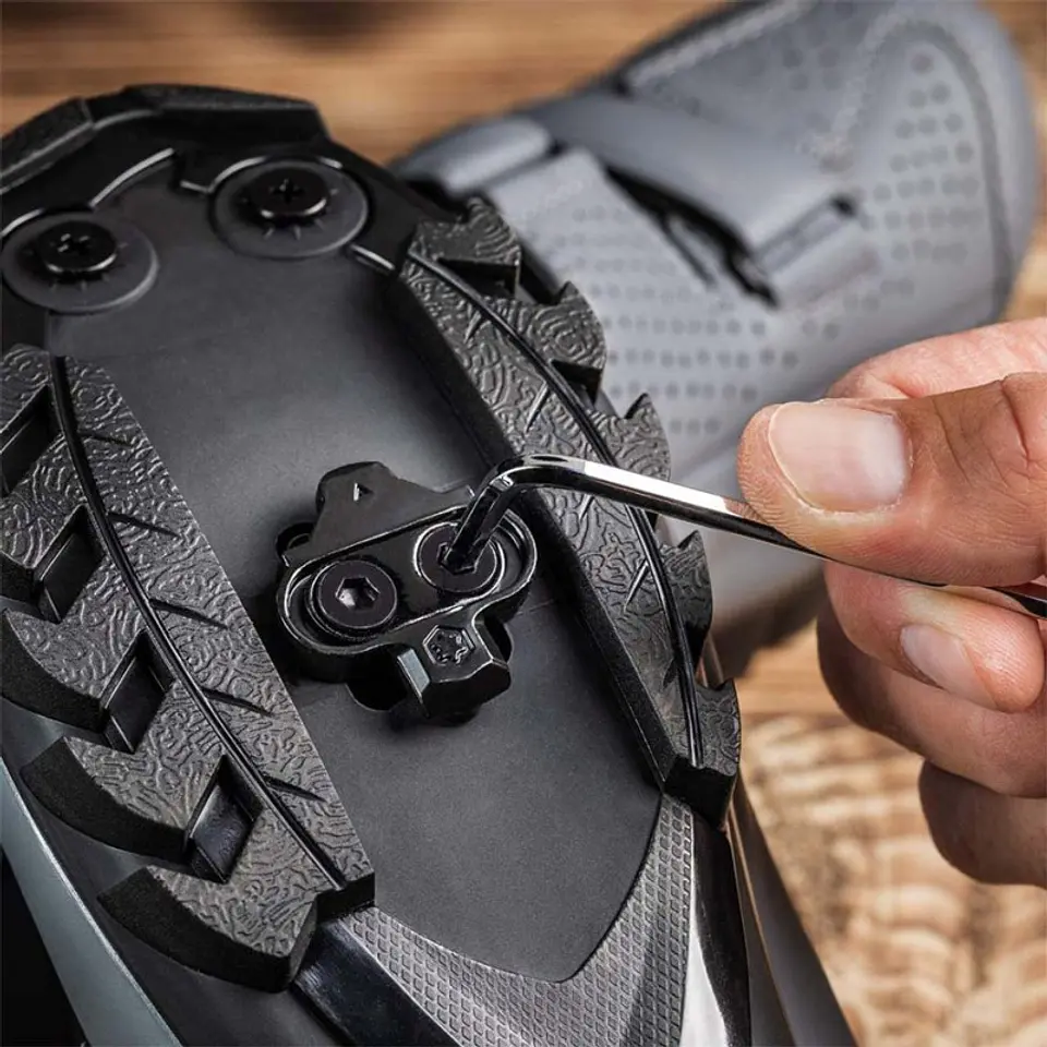 Cala Shimano MTB SM-SH51 (negra) 2
