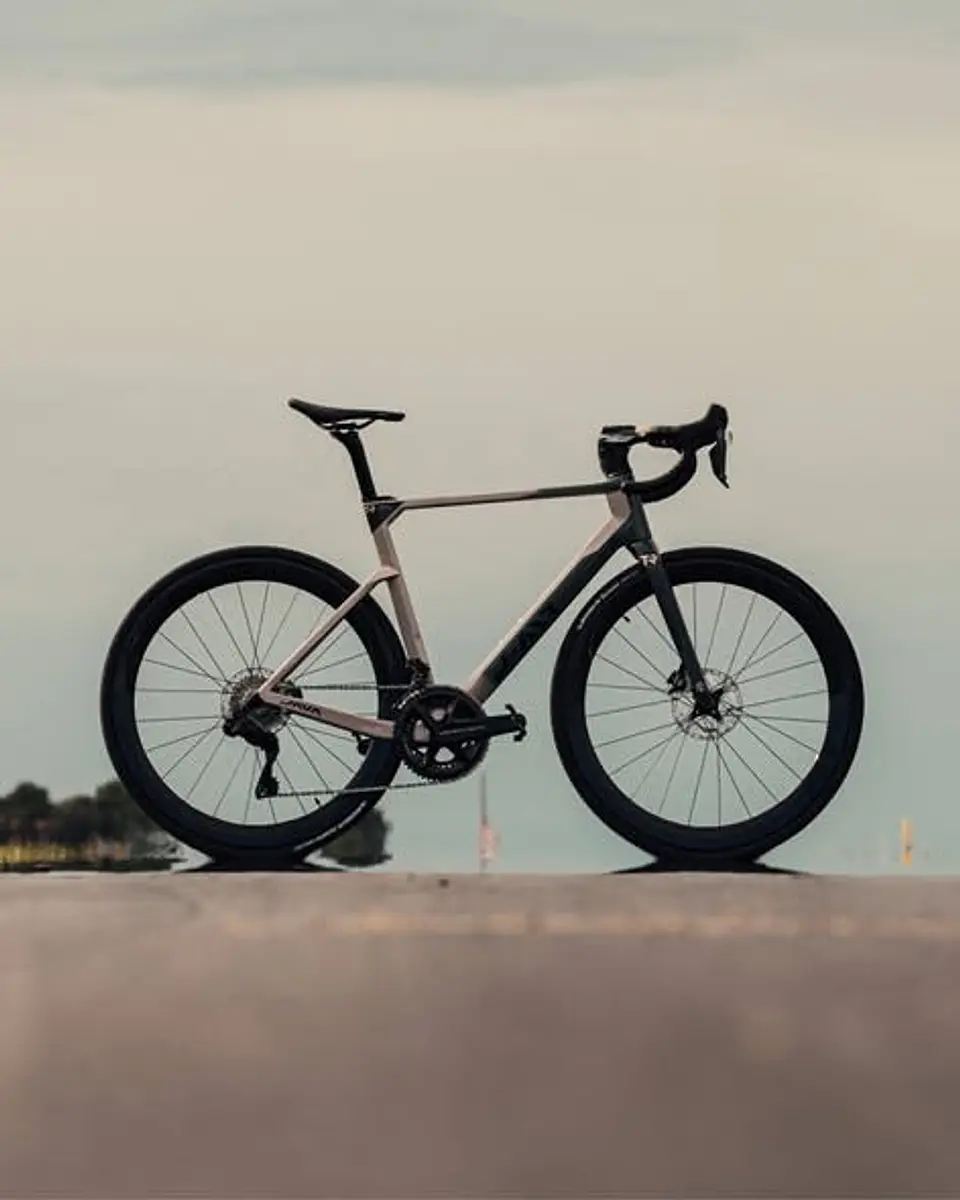 Bicicleta Java Volata TR Dura-Ace Di2 2