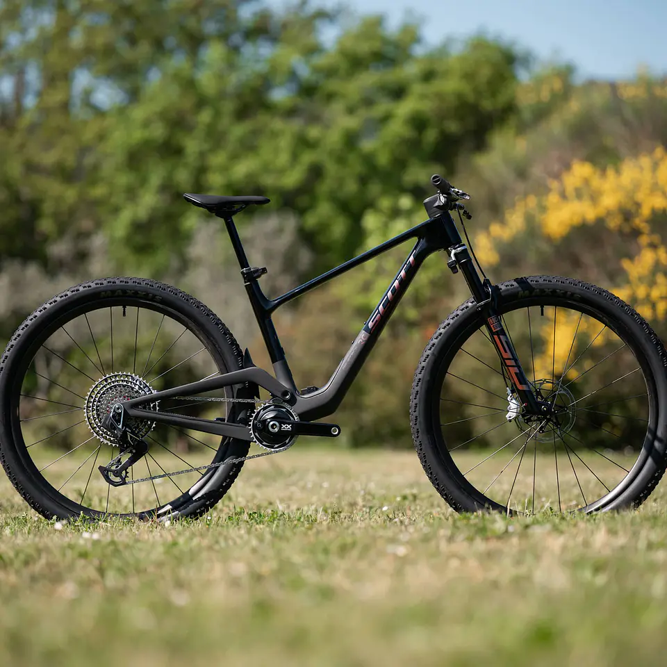 Bicicleta Scott Spark RC SL 2027 SRAM XX SL AXS Flight Attendant 9
