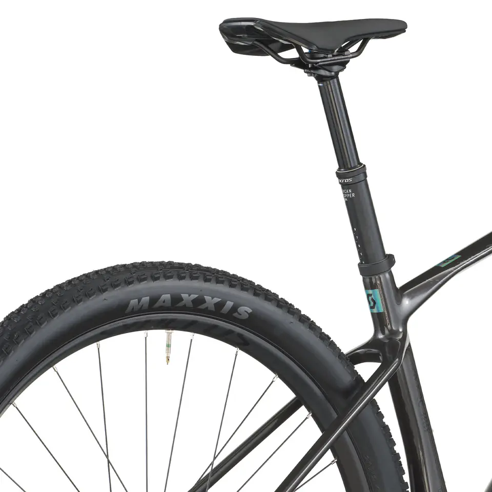 Bicicleta Scott Scale RC Team Carbon Black 4