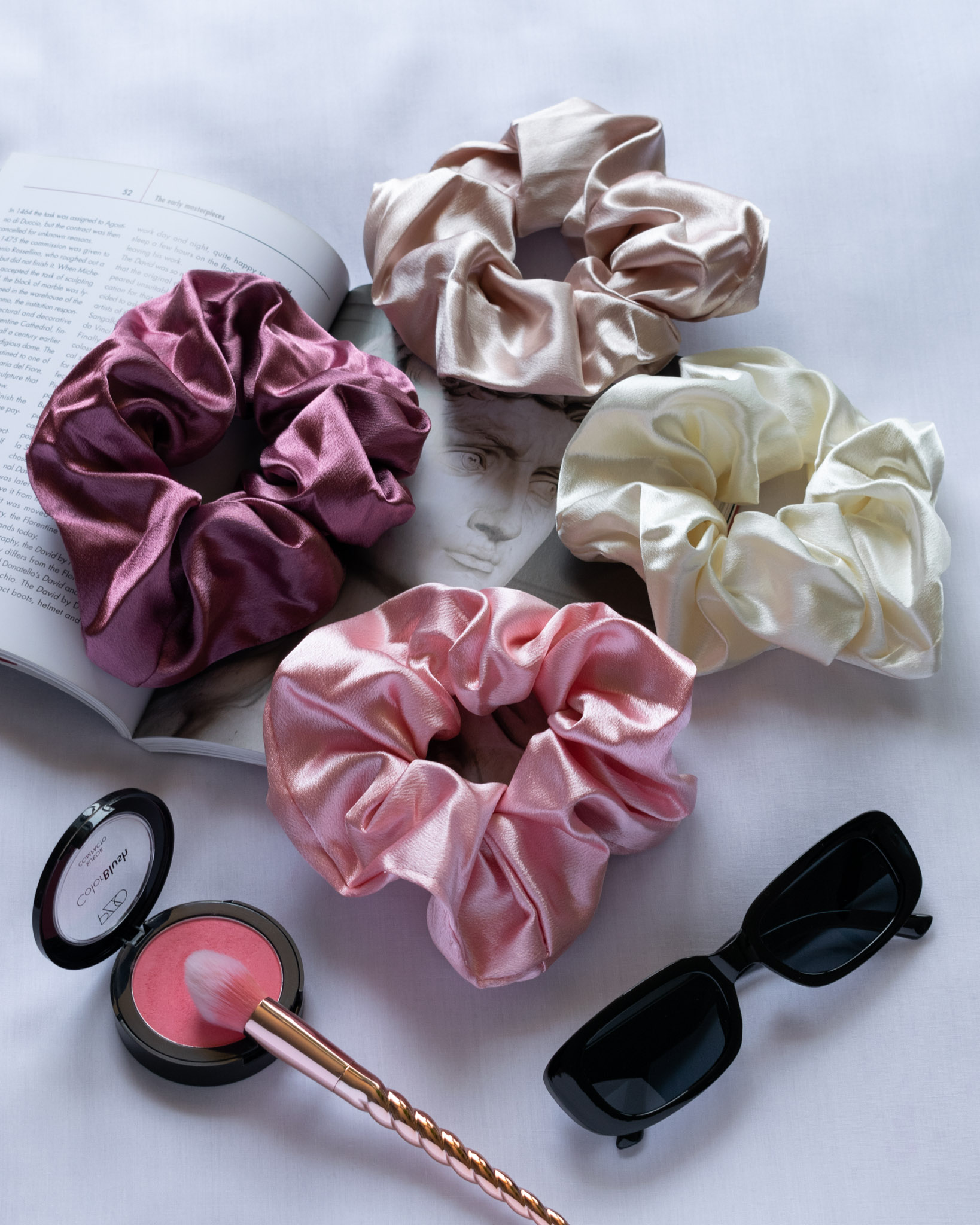 scrunchie satin 1