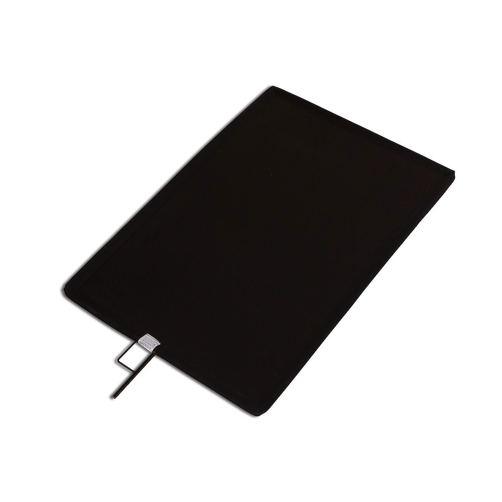 Bandera de Corte Avenger I750B - 24''X36''