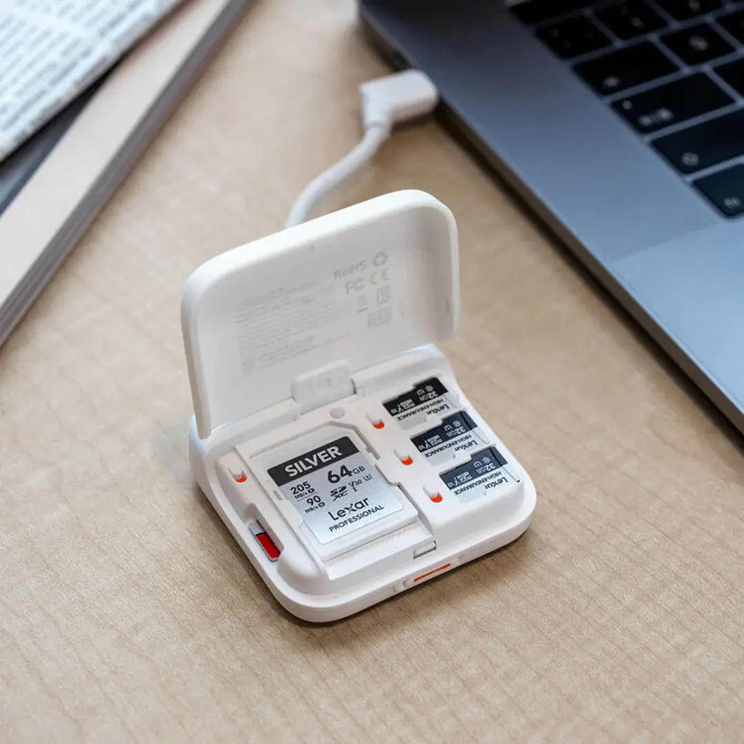 Mini Lector de tarjetas de alta velocidad PGYTECH CreateMate  2