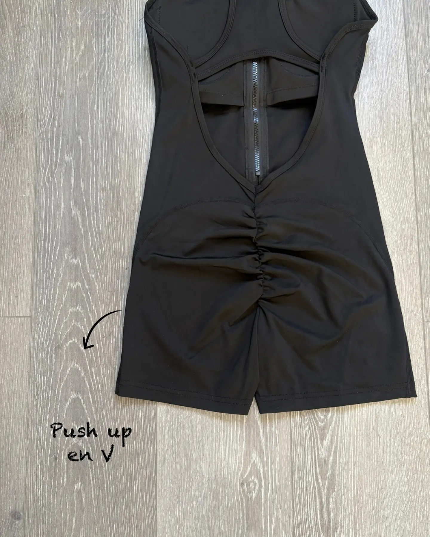 Enterito black zip  5