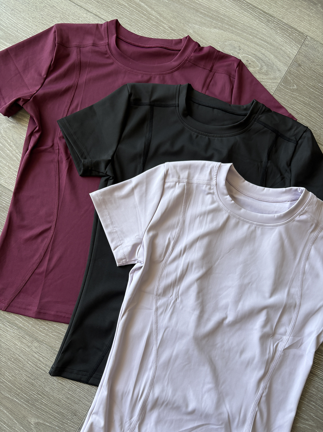 Polera Essential  2