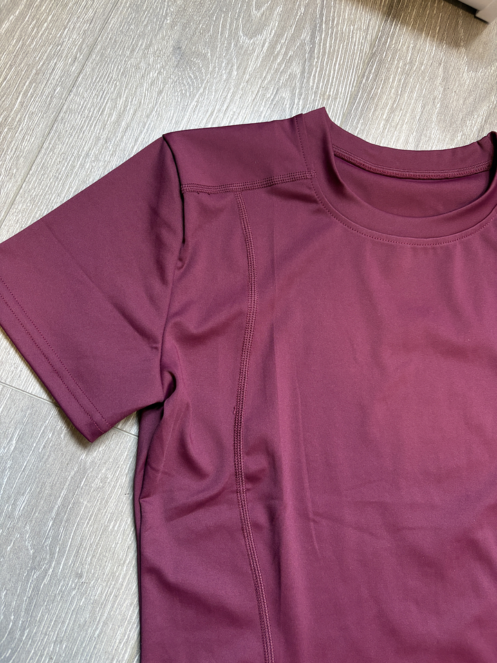 Polera Essential  12