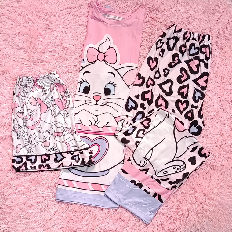 Pijama Mary, tres piezas 2